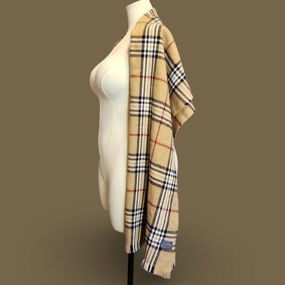 Classic Beige Tan Black Red & White Checker Nova Pattern Scarf & Or Shawl Preppy - Picture 6 of 7
